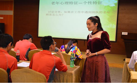160624徽韵心理前往华强方特旅游度假区开展员工培训478.jpg